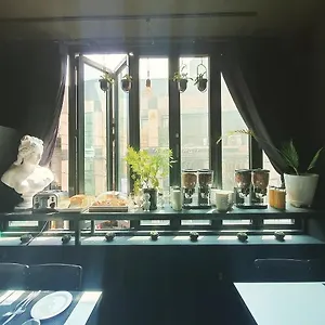 Friendly Dh Naissance By Mindrum Group 2* 서울특별시