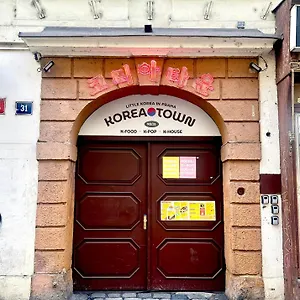 koreatown.praguehotelsweb.com/
