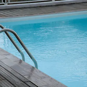 With Swimming Pool 80 Meters Near The Apartment Nice