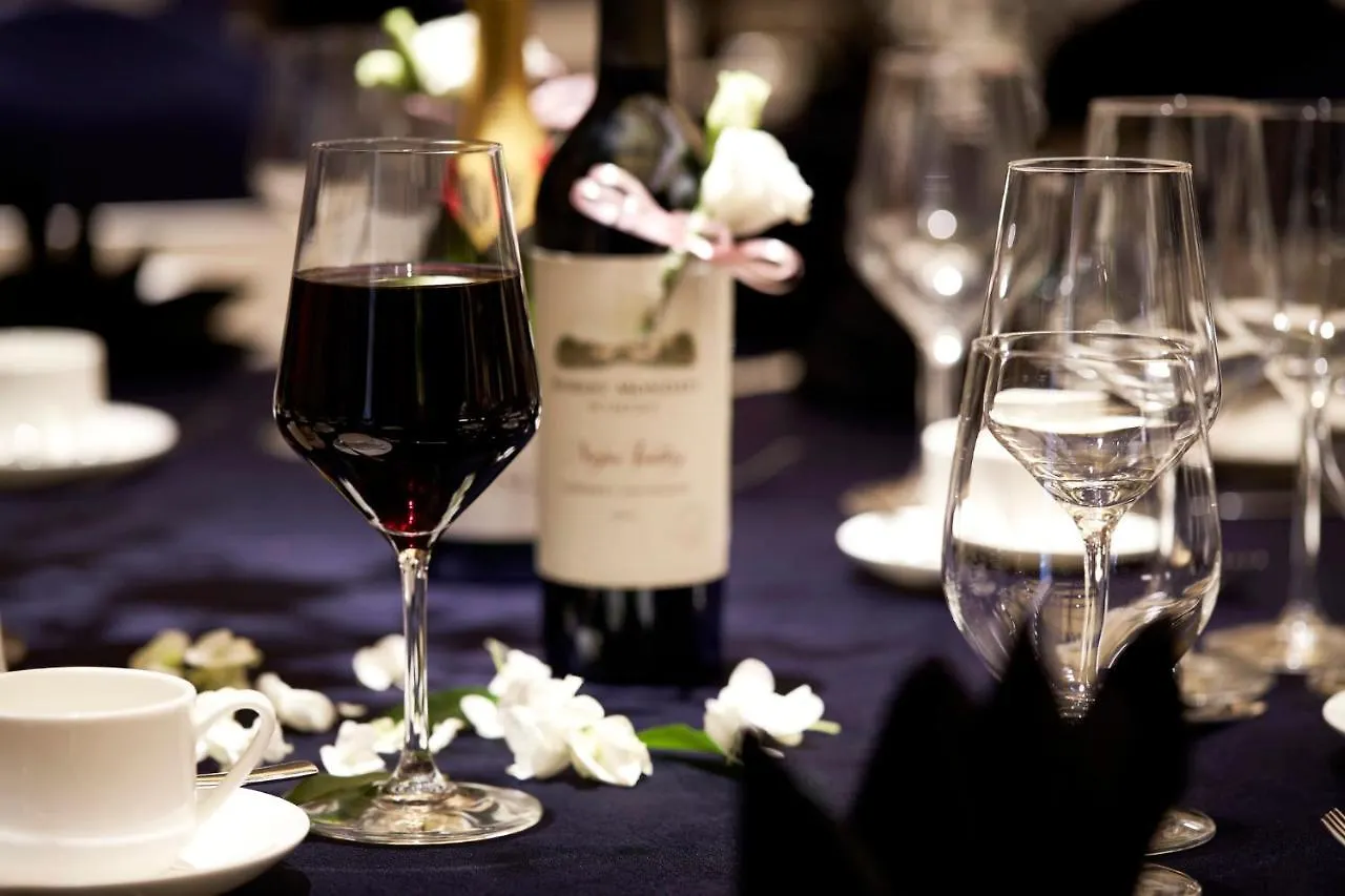 Holiday Inn Incheon Songdo By Ihg 4*,  South Korea