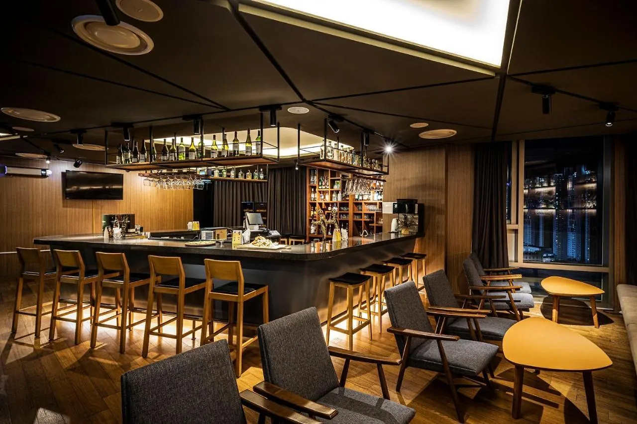 Holiday Inn Incheon Songdo By Ihg 4*,