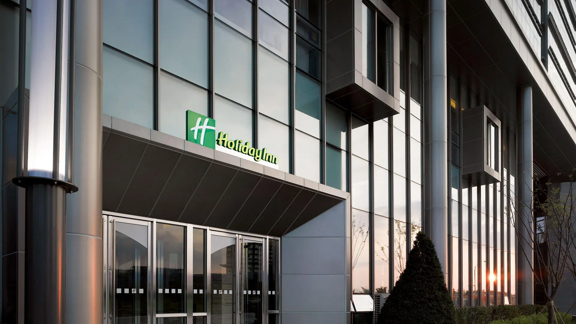 Holiday Inn Incheon Songdo By Ihg 4*,